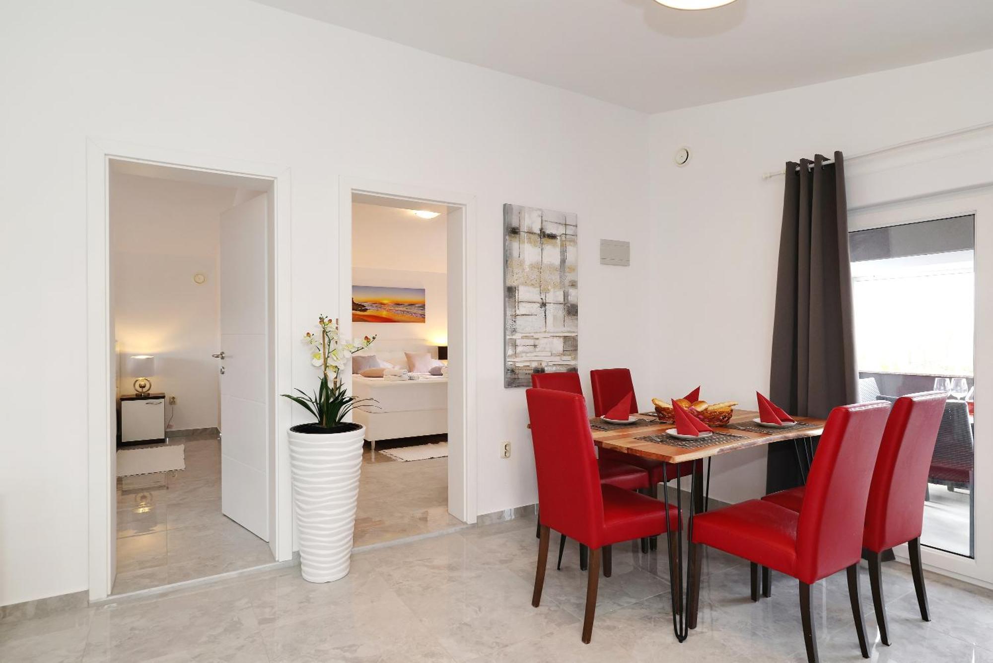 Apartments Rosini, 300M From The Beach With Shared Tavern And Bikes, Nin Exteriér fotografie